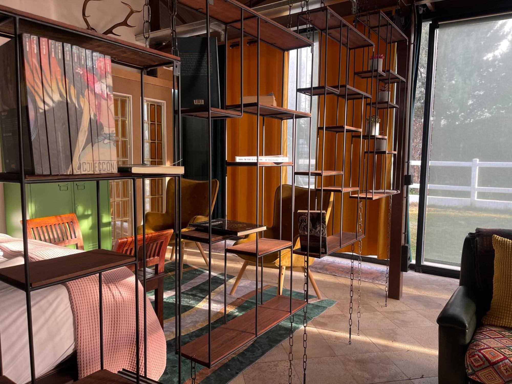 Hearts & Ponies Apartamentos Con Piscinas Privadas Cerca De La Warner ชินชอน ภายนอก รูปภาพ