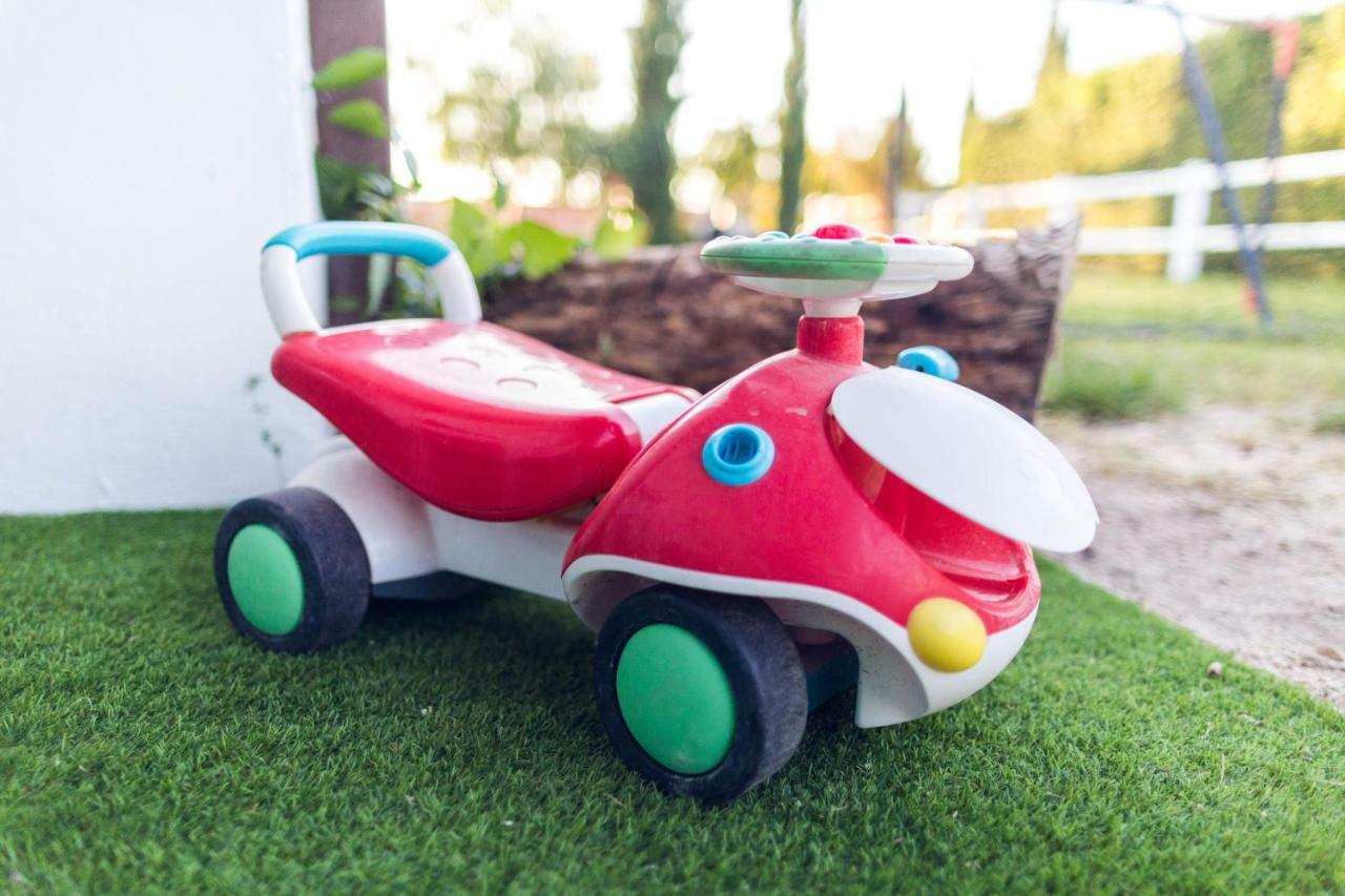 Hearts & Ponies Apartamentos Con Piscinas Privadas Cerca De La Warner ชินชอน ภายนอก รูปภาพ